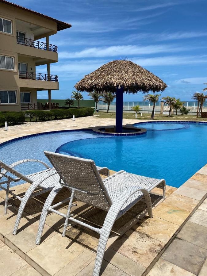 Beachfront Apt & Jacuzzi Taíba Екстериор снимка